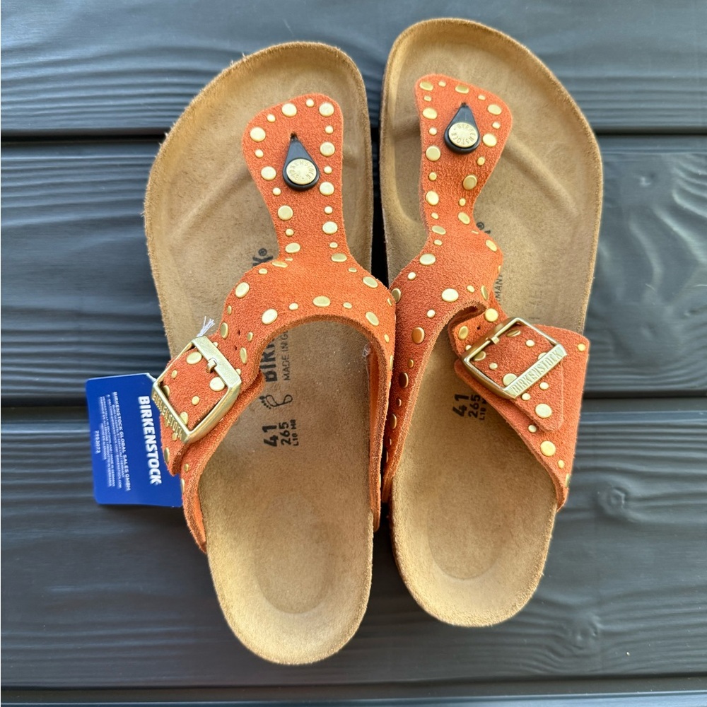 NWT Birkenstock Gizeh Suede Rust w/ Gold Rivets W10-10.5 SOLD OUT